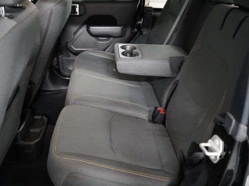 Used 2024 Jeep Wrangler Unlimited AWD/4WD image 25