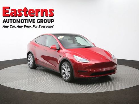 Used 2021 Tesla Model Y Long Range AWD/4WD image 44
