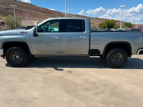 Used 2024 Chevrolet Silverado 3500 LTZ w/ LTZ Convenience Package AWD/4WD image 2