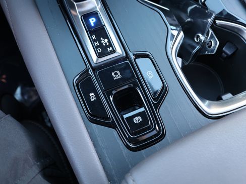 Used 2023 Lexus RX 350 w/ Luxury Package image 31