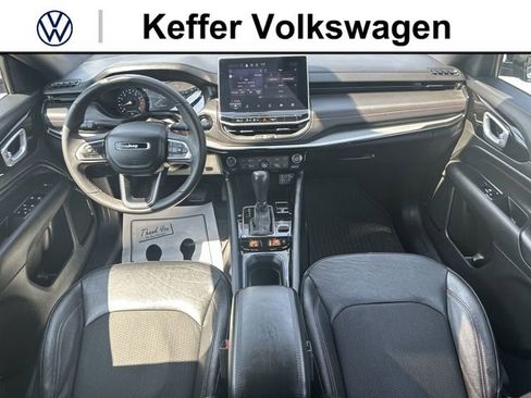 Used 2024 Jeep Compass Trailhawk AWD/4WD image 27