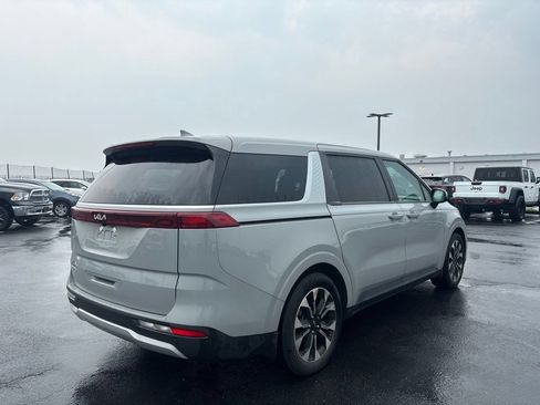 Certified 2024 Kia Carnival EX FWD image 2