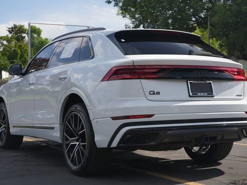 Used 2023 Audi Q8 Premium Plus w/ Premium Plus Package AWD/4WD image 3