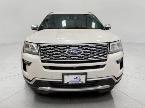 Used 2018 Ford Explorer Platinum image 3