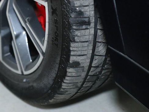 Certified 2024 BMW X6 xDrive40i w/ Premium Package image 38