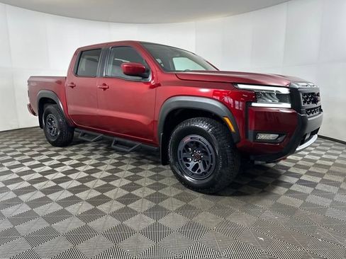 Certified 2025 Nissan Frontier PRO-4X image 2