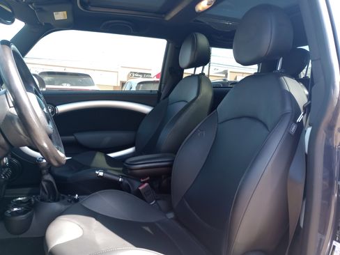Used 2012 MINI Cooper S image 12