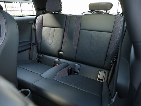 New 2026 MINI Cooper 2-Door Hardtop image 23