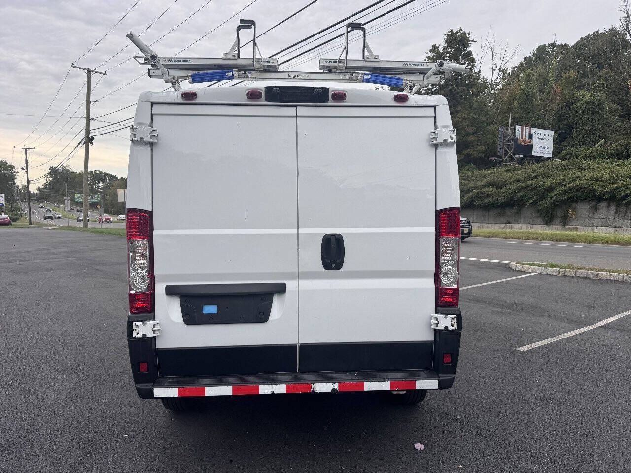 Used 2019 RAM ProMaster 1500 FWD image 4