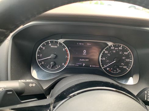 Used 2023 Nissan Rogue SL FWD image 10