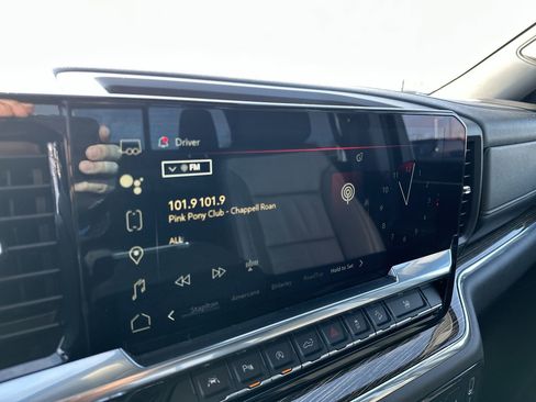 Certified 2024 GMC Sierra 1500 Elevation w/ Elevation Premium Package image 16