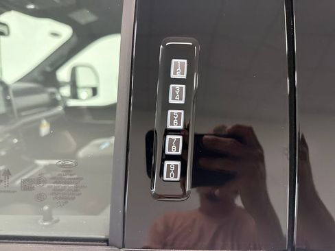 New 2026 Ford F250 Platinum AWD/4WD image 10