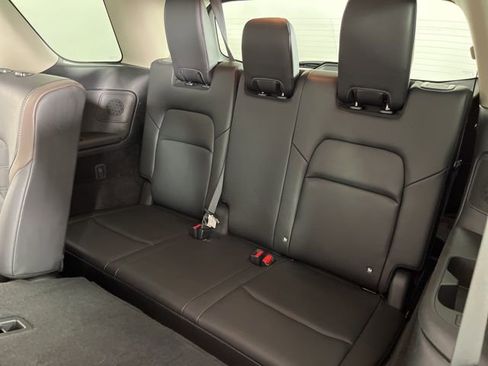 Used 2024 Nissan Pathfinder Platinum w/ Cargo Package image 47