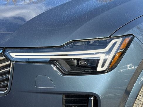 New 2026 Volvo XC90 B6 Plus w/ Protection Package AWD/4WD image 7