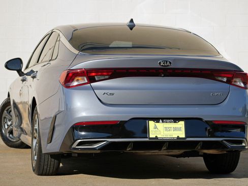 Used 2021 Kia K5 LXS FWD image 5
