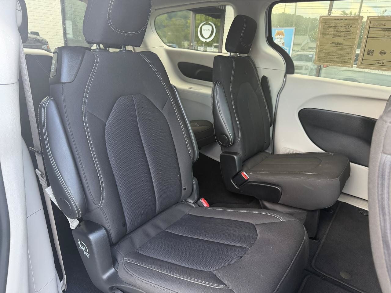 Used 2024 Chrysler Voyager LX FWD image 20