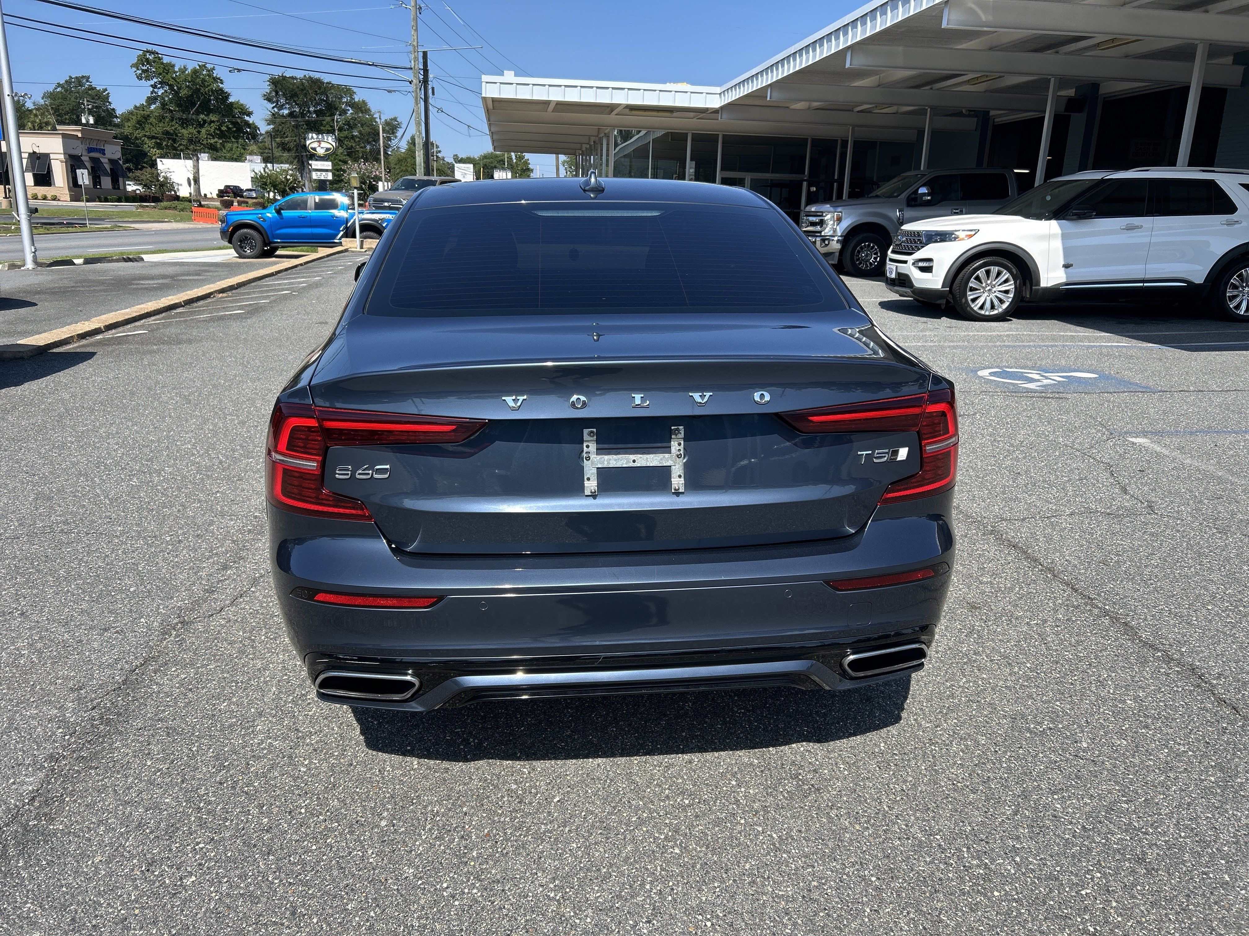 Used 2021 Volvo S60 T5 R-Design AWD/4WD image 8