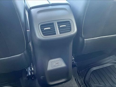 Used 2025 Buick Envision Sport Touring AWD/4WD image 10