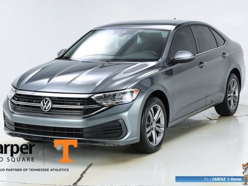 Certified 2023 Volkswagen Jetta SE FWD image 36