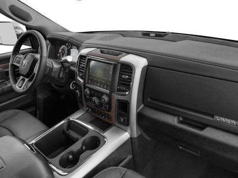 Used 2018 RAM 3500 Laramie Longhorn image 16