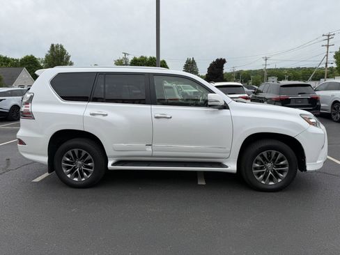 Used 2016 Lexus GX 460 Luxury AWD/4WD image 4