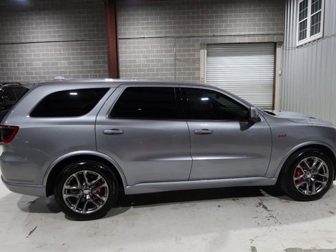 Used 2021 Dodge Durango SRT w/ Technology Group AWD/4WD image 6