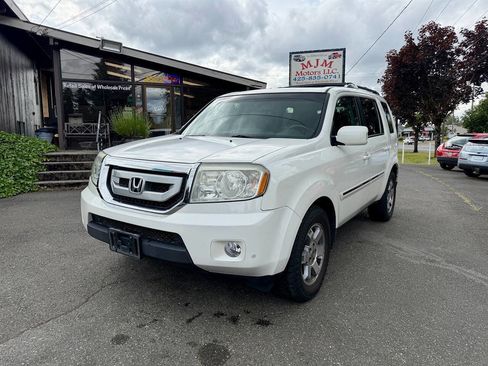 Used 2011 Honda Pilot Touring image 2