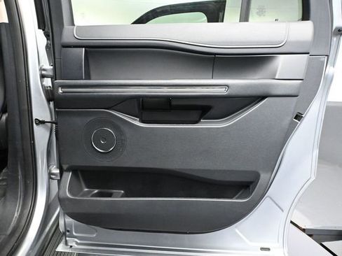 Used 2024 Ford Expedition Max XLT image 46