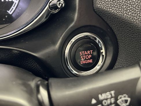 Used 2018 Mitsubishi Outlander Sport SE image 30