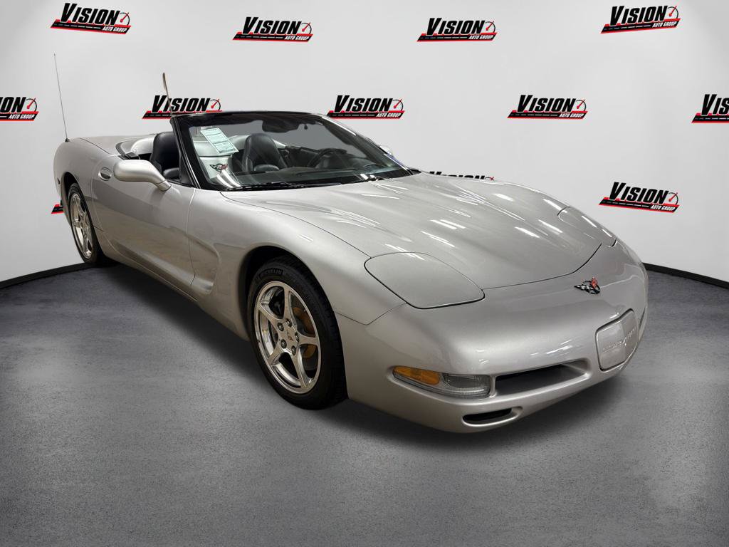 Used 2004 Chevrolet Corvette Convertible w/ Preferred Equipment Group RWD image 3