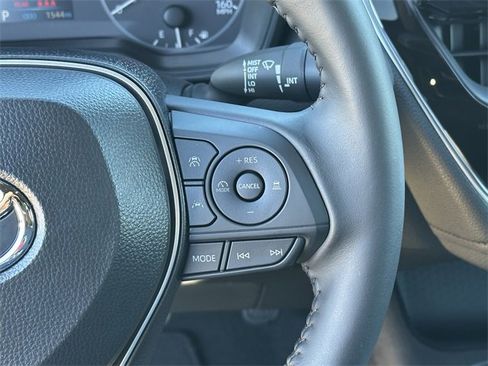 Certified 2025 Toyota Corolla SE image 14