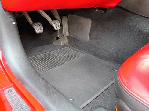 Used 2001 Chevrolet Corvette Z06 w/ Memory Pkg RWD image 30