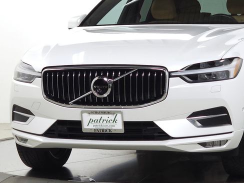 Used 2018 Volvo XC60 T6 Inscription w/ Luxury Seat Package AWD/4WD image 3