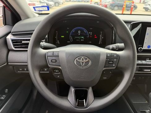 Used 2026 Toyota Camry LE FWD image 13