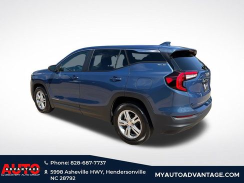 Used 2024 GMC Terrain SLE FWD image 5