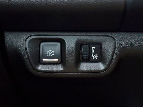 Used 2022 GMC Acadia SLE image 34