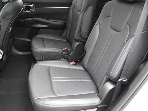 Used 2022 Kia Sorento SX w/ Panoramic Sunroof Package image 25