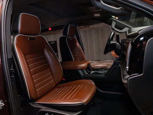 Used 2024 GMC Sierra 2500 Denali Ultimate image 31