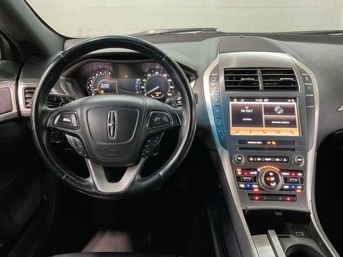 Used 2018 Lincoln MKZ Premiere FWD image 8