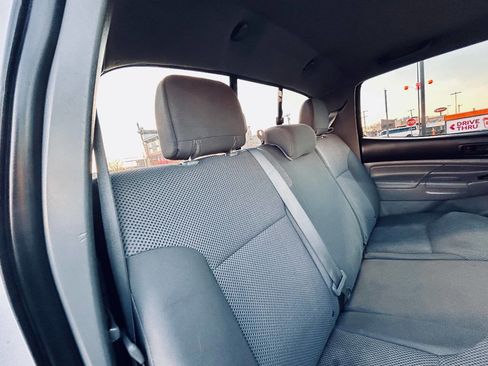 Used 2014 Toyota Tacoma 4x4 Double Cab w/ TRD Off-Road Package image 26