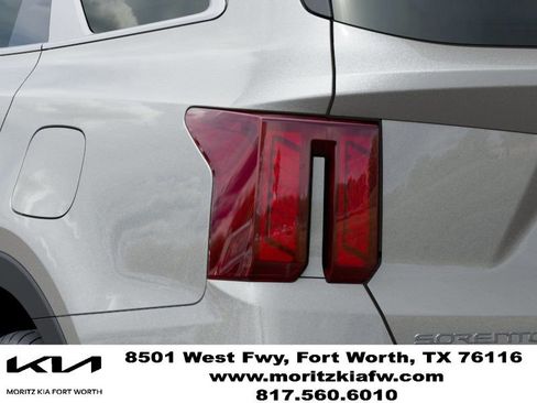 New 2026 Kia Sorento LX FWD image 11