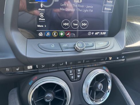 Certified 2023 Chevrolet Camaro LT image 18