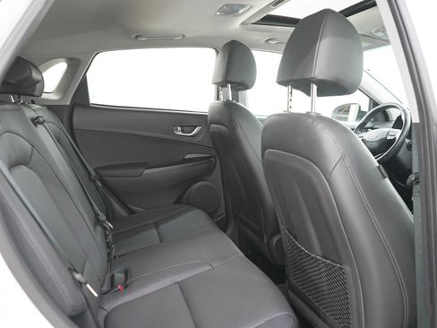 Used 2023 Hyundai Kona Limited image 13