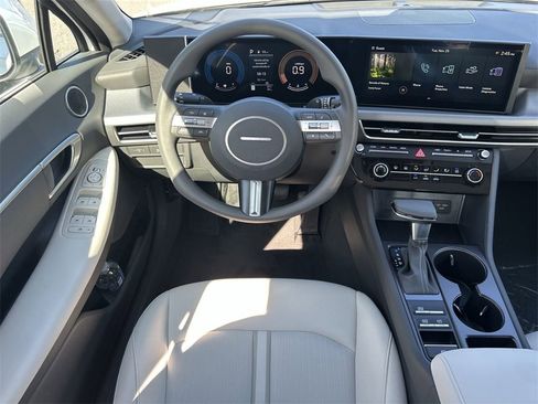 New 2026 Hyundai Sonata SE image 4