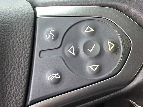 Used 2018 Chevrolet Silverado 1500 LT w/ Redline Edition image 22