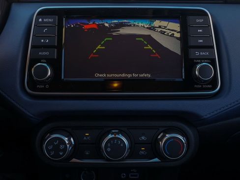 New 2025 Nissan Versa SV image 29