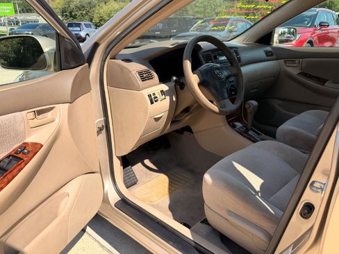 Used 2006 Toyota Corolla LE FWD image 5