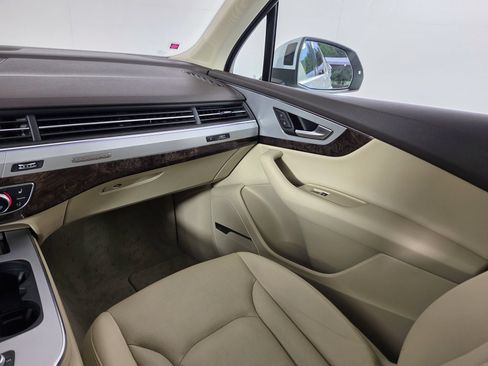 Used 2019 Audi Q7 2.0T Premium Plus w/ Premium Plus Package AWD/4WD image 26