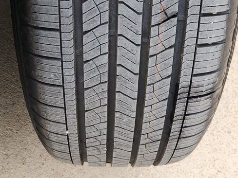 Used 2024 Nissan Pathfinder SL w/ Cargo Package image 19