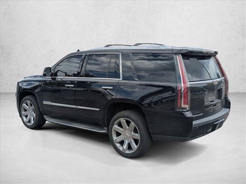 Used 2015 Cadillac Escalade Luxury AWD/4WD image 8